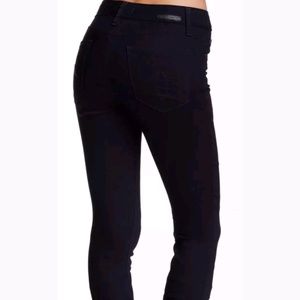 Level 99 Mid Rise Liza Skinny